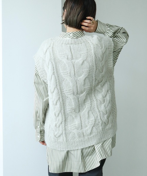 cardo fabrica（カルドファブリカ）の「モヘヤケーブルハンドニットベスト（ベスト・レディース・パープル/グレー・FREE）」の18枚目の写真