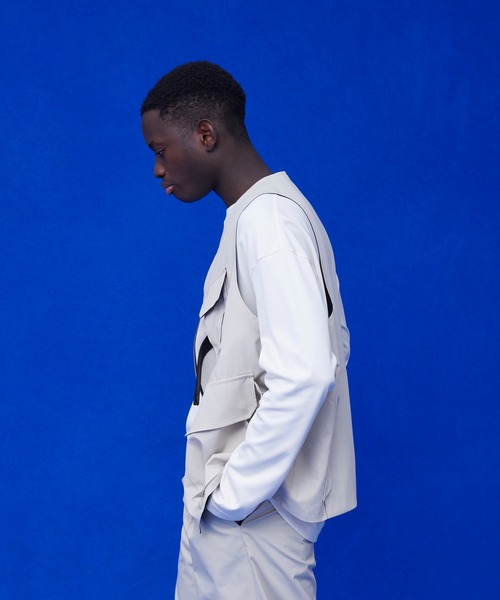 UNITED TOKYO（ユナイテッドトウキョウ）の「Hard weather zip vest（ベスト・メンズ・アイボリー/グレー/ブラック・FREE）」の12枚目の写真