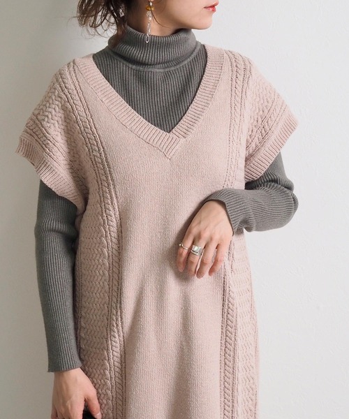 Crisp（クリスプ）の「ケーブルロングニットワンピース（ワンピース・レディース・パープル/グリーン・FREE）」の6枚目の写真