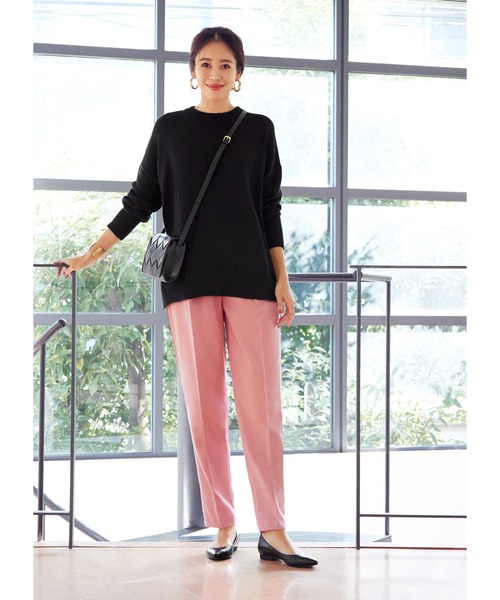 STYLE DELI（スタイルデリ）の「ウールライクタックテーパードパンツ（スラックス・レディース・チャコールグレー/ピンク/キャメル・SMALL/MEDIUM）」の4枚目の写真