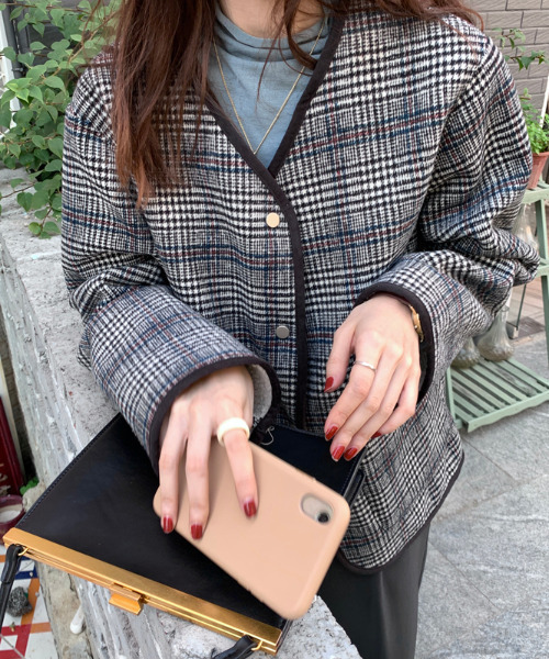 emi+（エミプラス）の「ノーカラーチェックジャケット（ノーカラー