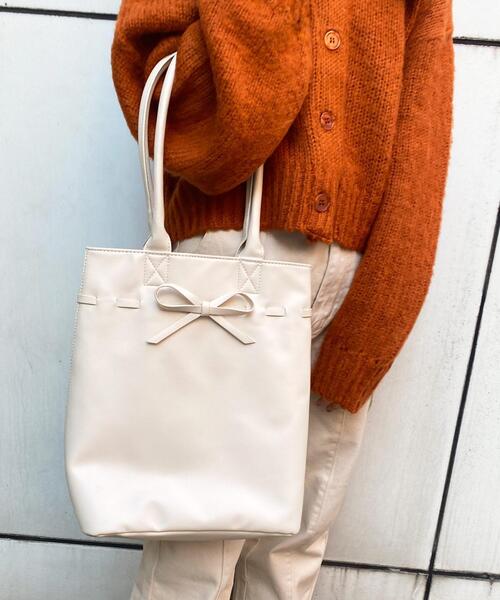 INGNI（イング）の「リボントート（トートバッグ・レディース・ブラック/アイボリー/モカ・ONE SIZE）」の2枚目の写真