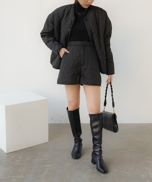 VRIA CHARME（バリアシャルム）の「キルティングショートパンツ（その他パンツ・レディース・ホワイト/ブラック・FREE）」の2枚目の写真