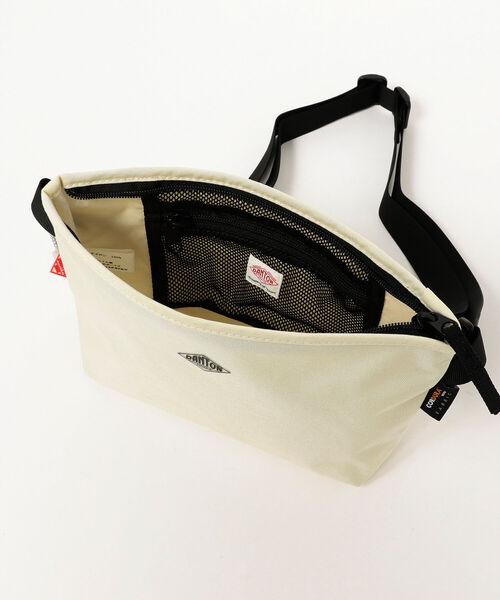 Ray BEAMS(レイビームス)の「DANTON / CORDURA ショルダー バッグ(ショルダーバッグ・レディース・ブラック/オフホワイト・ONE SIZE)」の12枚目の写真