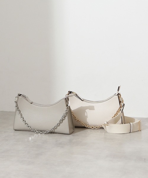 NATURAL BEAUTY BASIC（ナチュラルビューティーベーシック）の「チェーン＆クロスボディバッグ（ショルダーバッグ・レディース・オフホワイト/グレー・ﾌﾘ-）」の2枚目の写真