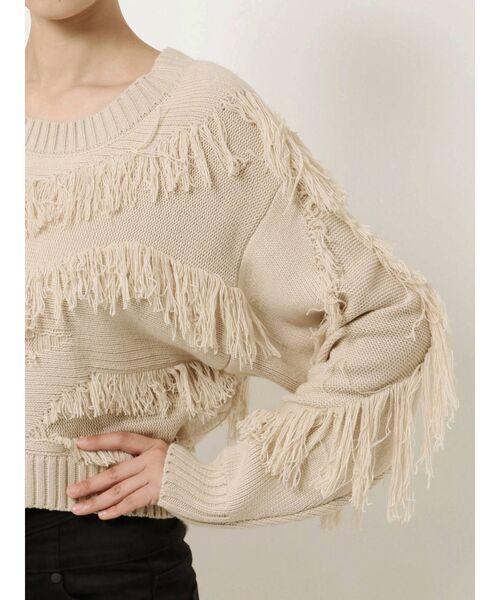 EMODA(エモダ)の「ランダムフリンジショートニット(ニット/セーター・レディース・ブラック/ブルー/アイボリー・FREE)」の15枚目の写真
