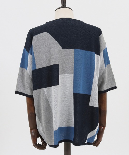 ANGENEHM（アンゲネーム）の「mn2516- ブロッキングサマーニットプルオーバー (MADE IN JAPAN) ニット（Tシャツ/カットソー・メンズ・ブルー/グレー/ブラウン・S/M/L）」の16枚目の写真