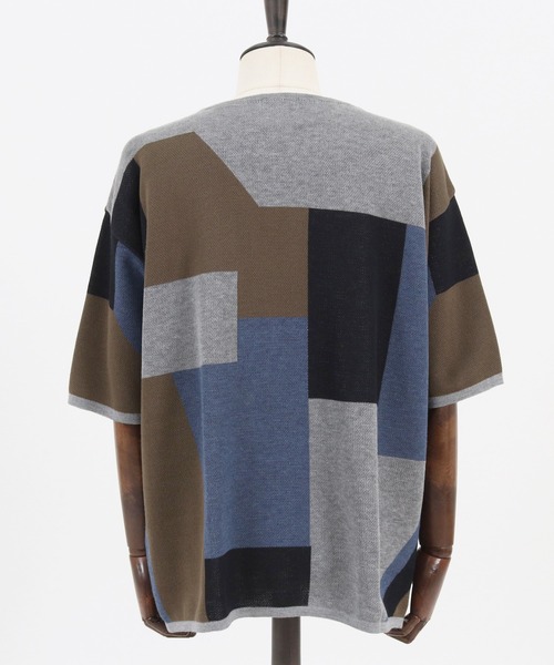 ANGENEHM（アンゲネーム）の「mn2516- ブロッキングサマーニットプルオーバー (MADE IN JAPAN) ニット（Tシャツ/カットソー・メンズ・ブルー/グレー/ブラウン・S/M/L）」の18枚目の写真