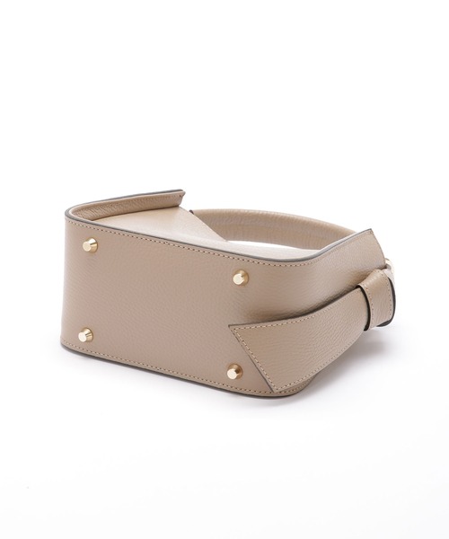 MARCO BIANCHINI（マルコビアンチーニ）の「MARCO BIANCHINI/2WAYレザーミニハンドバッグ（ショルダーバッグ・レディース・アイボリー/ブラック系その他4・FREE）」の6枚目の写真