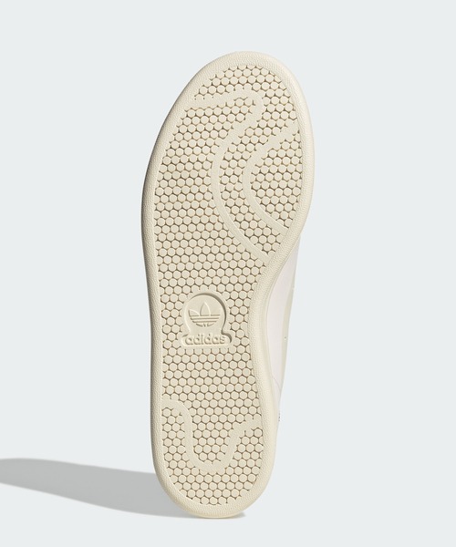 adidas（アディダス）の「スタンスミス / Stan Smith / アディダスオリジナルス（スニーカー・メンズ・アイボリー・23.5cm/24.5cm/26.0cm/25.0cm/23.0cm/25.5cm/27.0cm/28.5cm/24.0cm/22.5cm/29.0cm/27.5cm/28.0cm/22.0cm/26.5cm/30.0cm/29.5cm）」の6枚目の写真