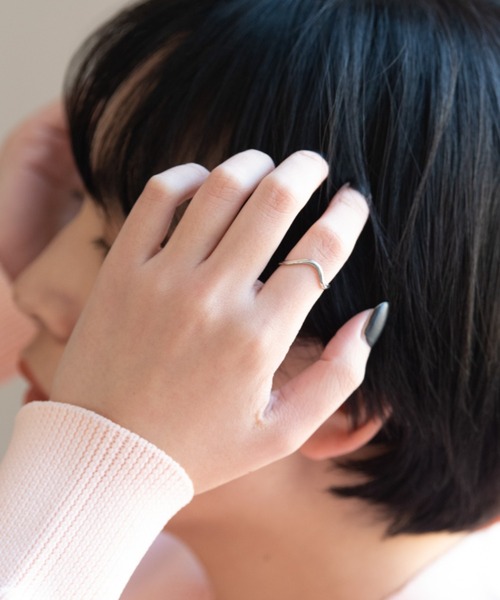 Aunt Marie's(アントマリーズ)の「シンプルウェーブリング(リング・レディース・シルバー/ゴールド・FREE)」の7枚目の写真