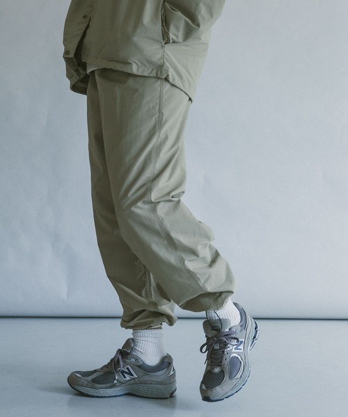 BURLAP OUTFITTER（バーラップアウトフィッター）の「『別注』BURLAP OUTFITTER×DOORS　SupplexNylon PANTS2（その他パンツ・メンズ・ブルー/ダークグレー/ライトグレー/ライトカーキ・M/L）」の16枚目の写真