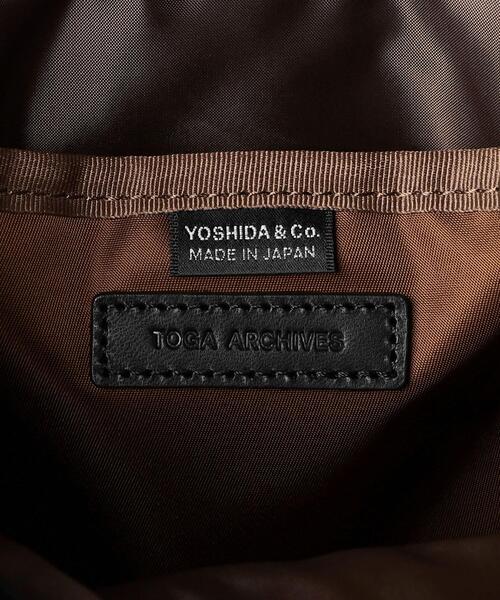 TOGA（トーガ）の「＜TOGA×PORTER（トーガ×ポーター）＞STRING バッグ（ショルダーバッグ・レディース・ケリー/ブラック/ブラウン・FREE）」の17枚目の写真