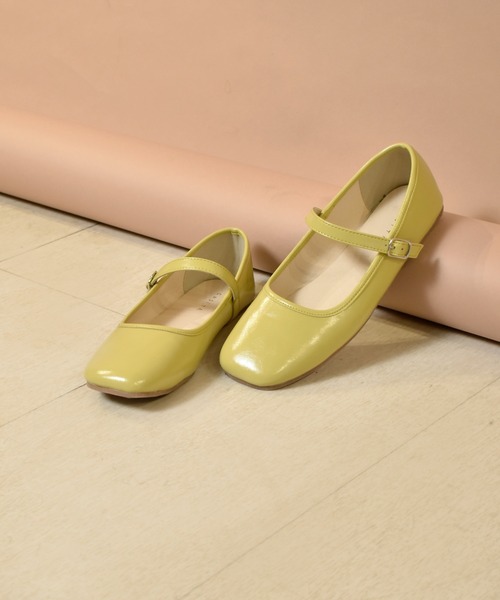 RETRO GIRL（レトロガール）の「ストラップフラットシューズ（パンプス・レディース・ブラック/ベージュ/グリーン・M/L）」の3枚目の写真