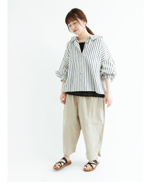 Samansa Mos2(サマンサ モスモス)の「ギャザーはおりブラウス(シャツ/ブラウス・レディース・ブラック/ベージュ/ネイビー/オフホワイト・フリ-)」の5枚目の写真