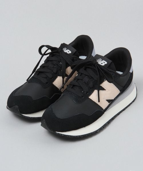JEANASIS（ジーナシス）の「【New Balance(ニューバランス)】WS237（スニーカー・レディース・ホワイト/ブラック・MEDIUM/LARGE）」の2枚目の写真