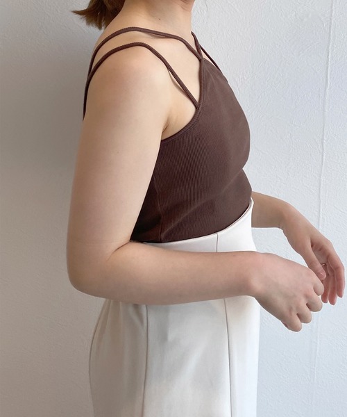 w closet（ダブルクローゼット）の「【抗菌防臭機能付き】テレコカップ付きホルターネックキャミソール（キャミソール・レディース・ピンク/ブラック/ブラウン/オフホワイト・FREE）」の20枚目の写真