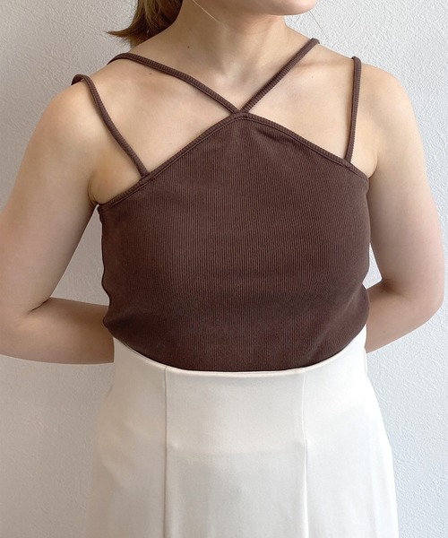 w closet（ダブルクローゼット）の「【抗菌防臭機能付き】テレコカップ付きホルターネックキャミソール（キャミソール・レディース・ピンク/ブラック/ブラウン/オフホワイト・FREE）」の22枚目の写真