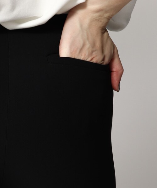 tk.TAKEO KIKUCHI（ティーケータケオキクチ）の「◆スリムフレアパンツ（その他パンツ・レディース・ブラック/アイボリー・66）」の4枚目の写真