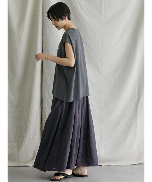 AMERICAN HOLIC(アメリカンホリック)の「丈違い切り替え刺繍スカート(スカート・レディース・チャコールグレー・M/L)」の9枚目の写真