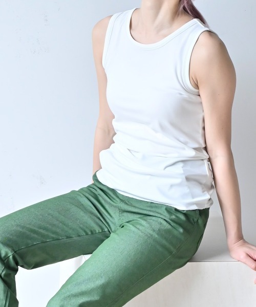 LUPILIEN（ルピリアン）の「接触冷感◇クールタッチフライスタンクトップ（タンクトップ・レディース・ブラック/オフホワイト/杢グレー/A・FREE）」の5枚目の写真