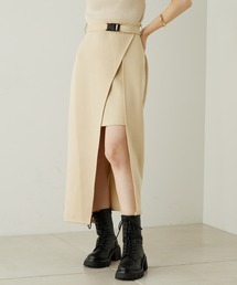 ベルト付きポンチレイヤードタイトスカート