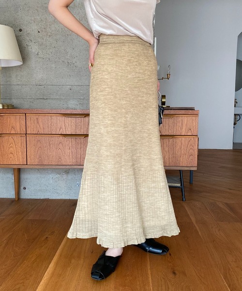 ランダムリブロングスカート