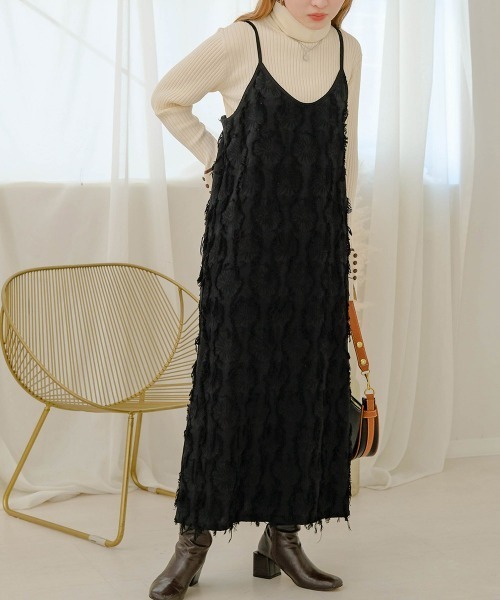 Bab(バブ)の「シャギージャガードキャミワンピース(ワンピース・レディース・ライトグレー/ブラック/アイボリー・M)」の5枚目の写真