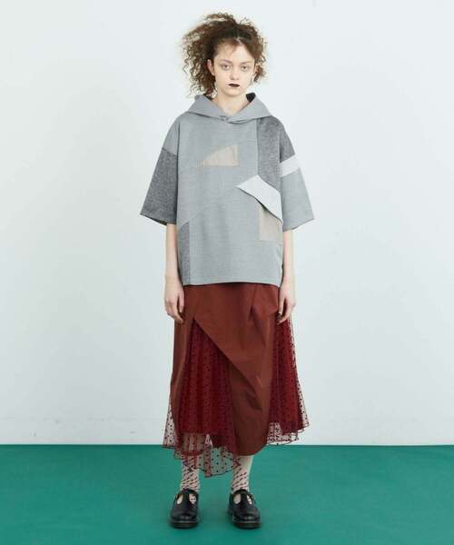 FRAPBOIS（フラボア）の「パッチフーディー（Tシャツ/カットソー・レディース・グレー/ブラック・1/2）」の14枚目の写真