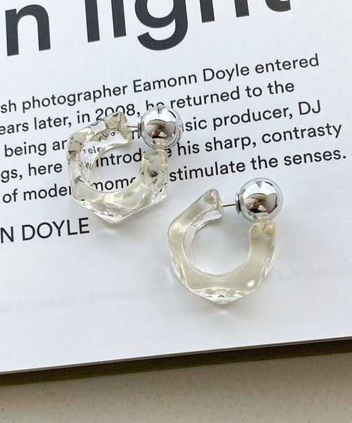 apres jour mignon（アプレジュールミニョン）の「【apresjour mignon×ARIAZ】アクリル２WAYピアス（ピアス（両耳用）・レディース・その他/ブラック/ネイビー・ONESIZE）」の3枚目の写真