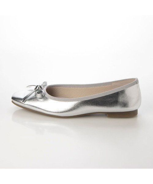 Launa lea ballet(ラウナレア バレエ)の「【レイン対応】 スクエアトゥバレエシューズ(RB7002A)(バレエシューズ・レディース・ブラック/ライトブラウン/ネイビー/ライトベージュ/アイボリー/ライトブルー/シルバー/パープル/ライトピンク/ゴールド/レッド・24.0cm/25.0cm/23.0cm/21.5cm/24.5cm/25.5cm/22.5cm/22.0cm/23.5cm/26.0cm/24.5㎝)」の20枚目の写真