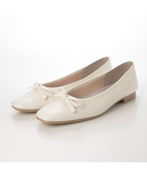 Launa lea ballet(ラウナレア バレエ)の「【レイン対応】 スクエアトゥバレエシューズ(RB7002A)(バレエシューズ・レディース・ブラック/ライトブラウン/ネイビー/ライトベージュ/アイボリー/ライトブルー/シルバー/パープル/ライトピンク/ゴールド/レッド・24.0cm/25.0cm/23.0cm/21.5cm/24.5cm/25.5cm/22.5cm/22.0cm/23.5cm/26.0cm/24.5㎝)」の17枚目の写真