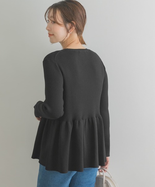 F by ROSSO(エフバイロッソ)の「F by ROSSO ウォッシャブルペプラムニット(ニット/セーター・レディース・ブルー/ブラック/オフホワイト・FREE)」の22枚目の写真