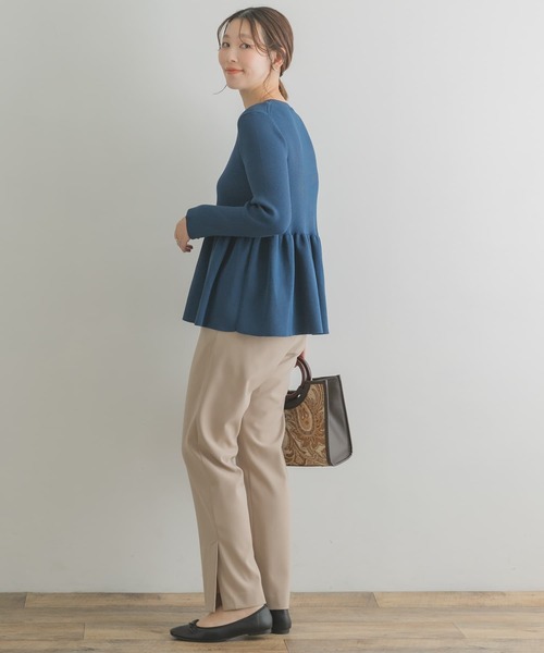 F by ROSSO(エフバイロッソ)の「F by ROSSO ウォッシャブルペプラムニット(ニット/セーター・レディース・ブルー/ブラック/オフホワイト・FREE)」の20枚目の写真