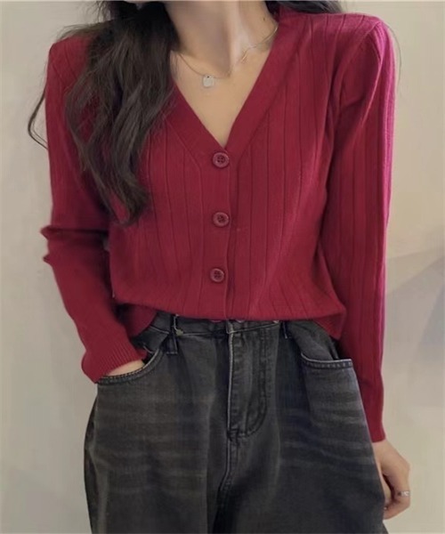 Dream garden（ドリームガーデン）の「Vネック　ニットカーディガン（カーディガン/ボレロ・レディース・ホワイト/ライトグレー/ブラック/ベージュ/ピンク/ボルドー/ライトベージュ/オリーブ/パープル/ブルー/キャメル/イエロー・FREE）」の12枚目の写真