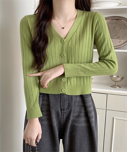 Dream garden（ドリームガーデン）の「Vネック　ニットカーディガン（カーディガン/ボレロ・レディース・ホワイト/ライトグレー/ブラック/ベージュ/ピンク/ボルドー/ライトベージュ/オリーブ/パープル/ブルー/キャメル/イエロー・FREE）」の20枚目の写真