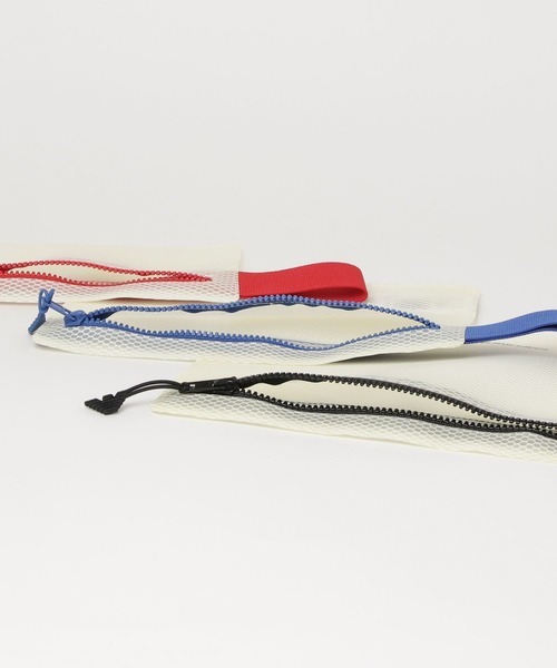 EMPORIO ARMANI（エンポリオアルマーニ）の「【エンポリオ アルマーニ】ポーチ３点セット（パスケース・メンズ・マルチ・FREE）」の2枚目の写真