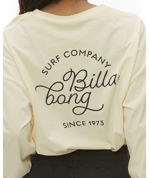 BILLABONG（ビラボン）の「BILLABONG レディース CLEAN SCRIPT LOGO LS TEE ロンＴ 【2022年秋冬モデル】/ビラボン長袖ロンT（Tシャツ/カットソー・レディース・ライトブルー/ブラック/オフホワイト/レンガ・MEDIUM/LARGE）」の9枚目の写真