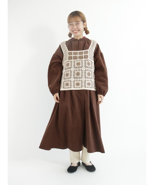 Samansa Mos2（サマンサ モスモス）の「かぎ針風ベスト（ベスト・レディース・ブラック/チャコール/キナリ・ﾌﾘ-）」の5枚目の写真