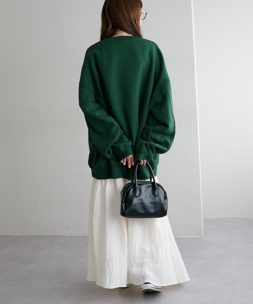 DISCOAT（ディスコート）の「【WEB限定】アニマルグラフィックビッグスウェット《ユニセックス》（スウェット・レディース・ライトグレー/ダークグリーン/ライトベージュ・FREE）」の9枚目の写真