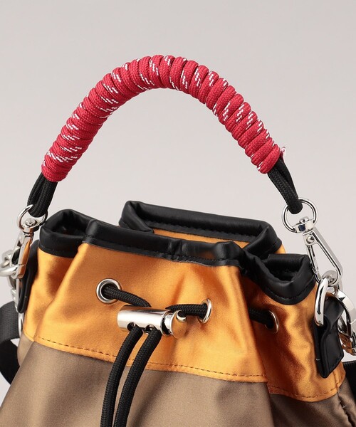 OUTDOOR PRODUCTS(アウトドアプロダクツ)の「OUTDOOR PRODUCTS/アウトドアプロダクツ 【別注カラーあり】サテンミニショルダードロストバッグ(ショルダーバッグ・レディース・ピンク/ブラウン系その他/ブルーグリーン/チャコールグレー/ブラウン・ONE SIZE)」の7枚目の写真