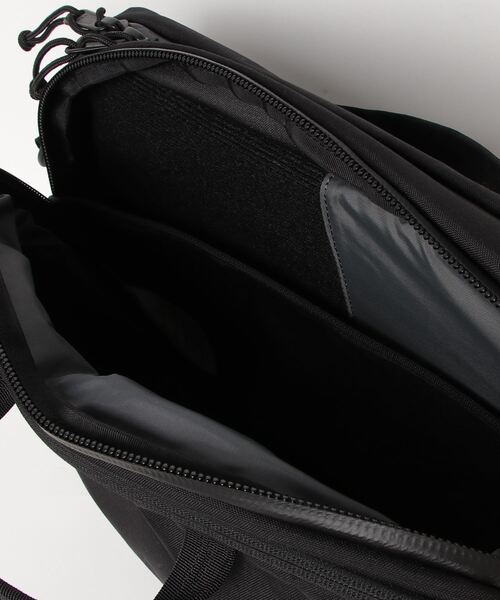 MYSTERY RANCH（ミステリーランチ）の「MYSTERY RANCH/ミステリーランチ 3Way Briefcase Expandable 3ウェイ（ビジネスバッグ・メンズ・ブラック・F）」の5枚目の写真