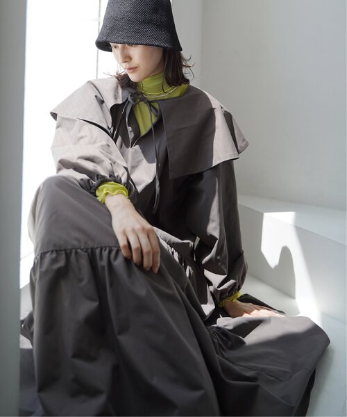 VENCEEXCHANGE（ヴァンスエクスチェンジ）の「ビッグカラーティアードワンピース／カラーワンピース／ロングワンピース／ボリュームティアード／レイヤード（ワンピース・レディース・チャコールグレー/オフホワイト/グリーン/ブルー・FREE）」の18枚目の写真