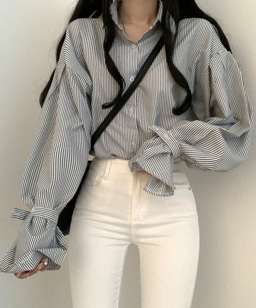 AMOUR BOX（アムールボックス）の「長袖ブラウス（シャツ/ブラウス・レディース・ブラック・FREE）」の2枚目の写真