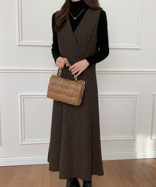 ECLIN(エクラン)の「カシュクールAラインフレアジャンパースカート(ワンピース・レディース・ブラック/ブラウン/グレー・S/M)」の7枚目の写真