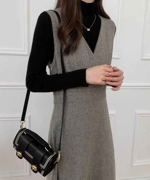 ECLIN(エクラン)の「カシュクールAラインフレアジャンパースカート(ワンピース・レディース・ブラック/ブラウン/グレー・S/M)」の13枚目の写真