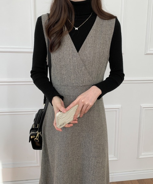 ECLIN(エクラン)の「カシュクールAラインフレアジャンパースカート(ワンピース・レディース・ブラック/ブラウン/グレー・S/M)」の15枚目の写真