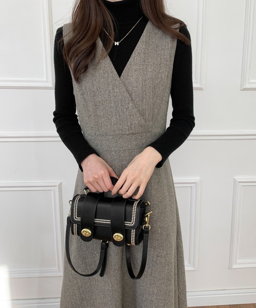 ECLIN(エクラン)の「カシュクールAラインフレアジャンパースカート(ワンピース・レディース・ブラック/ブラウン/グレー・S/M)」の17枚目の写真