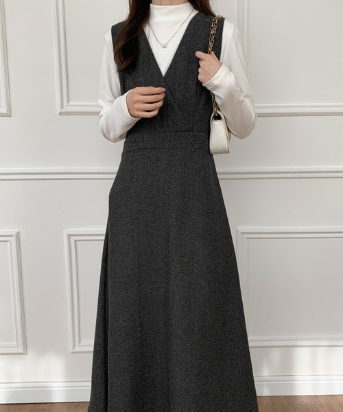 ECLIN(エクラン)の「カシュクールAラインフレアジャンパースカート(ワンピース・レディース・ブラック/ブラウン/グレー・S/M)」の22枚目の写真