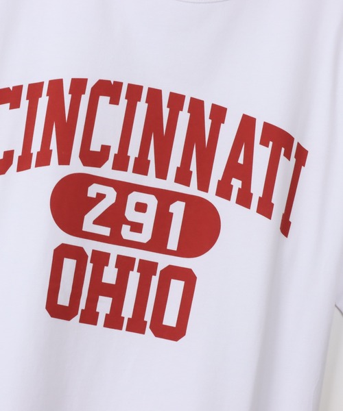 Champion(チャンピオン)の「【Champion/チャンピオン】メンズ ベーシック ショートスリーブTシャツ(Tシャツ/カットソー・メンズ・ブラック/ダークグレー/ホワイト×ブラック/グレー/グリーン系その他3/バーガンディー/ホワイト×レッド/ネイビー・LARGE/MEDIUM/X-LARGE)」の19枚目の写真